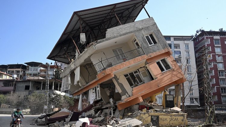 Maraş merkezli depremlerde can kaybı 44 bin 374’e yükseldi