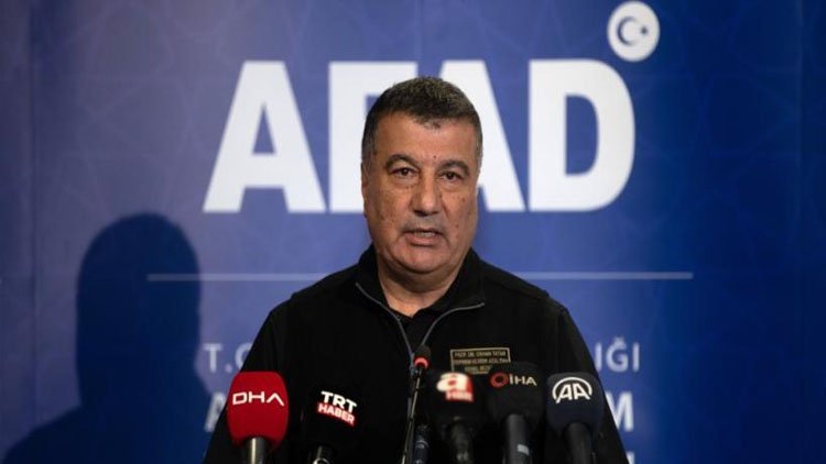AFAD Başkanı: Malatya'daki depremde 32 kişi enkazdan kurtarıldı