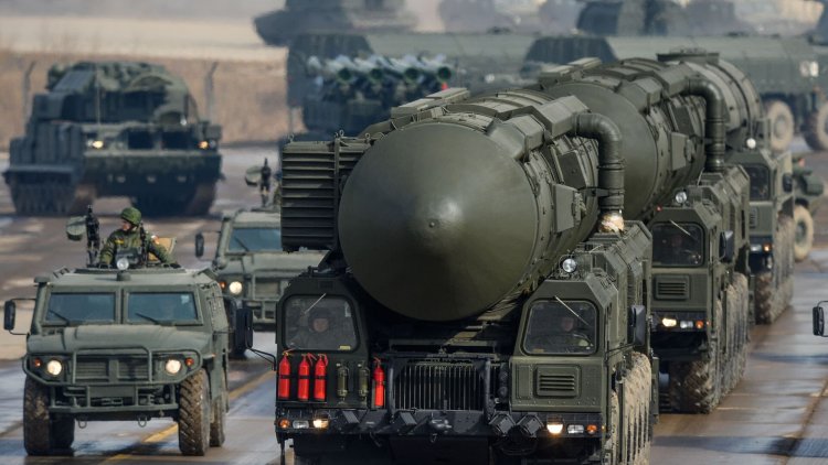 Rus dergisi: Moskova, olası bir ABD saldırısına karşılık nükleer silahların kullanımını tartışıyor