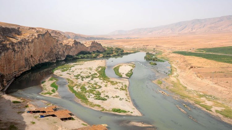 Irak’tan Türkiye’ye Fırat Nehri uyarısı