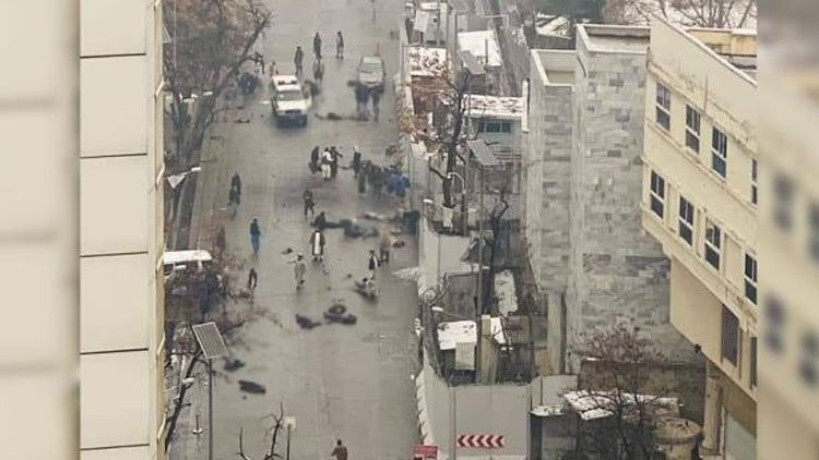 Afganistan'da Dışişleri Bakanlığı binası yakınında patlama: Ölü ve yaralılar var!
