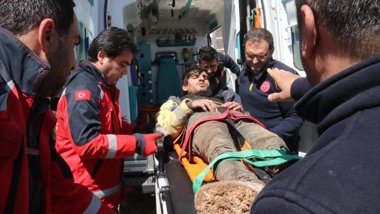 Urfa'da göçük: 4 işçi yaralandı