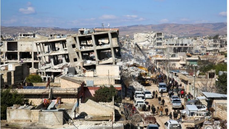 Reuters'tan Suriye iddiası: İran deprem yardımı adı altında silah göndermiş