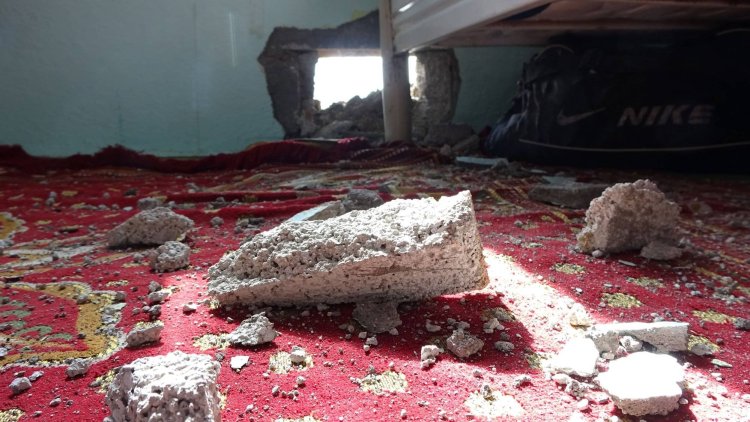 Evlerine yıldırım düştü: 'Bomba atıldı sandık'