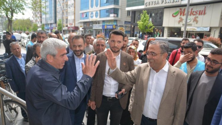 CHP'nin Diyarbakır adaylarından esnaf ziyareti: 'Kürt sorununu çözeceğiz'