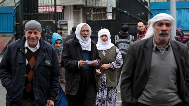 ‘AKP’nin Kürtlerden aldığı oy yarıya düştü, CHP’de kısmi artış var’