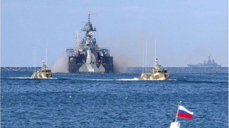 Kırım'da deniz İHA'larıyla saldırı yapıldı