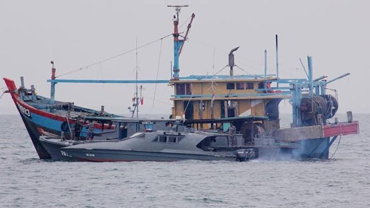 Yemen kara sularında İran gemisine el konuldu