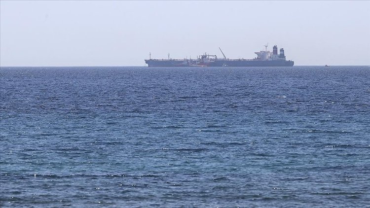 ABD: İran bir petrol tankerine daha el koydu