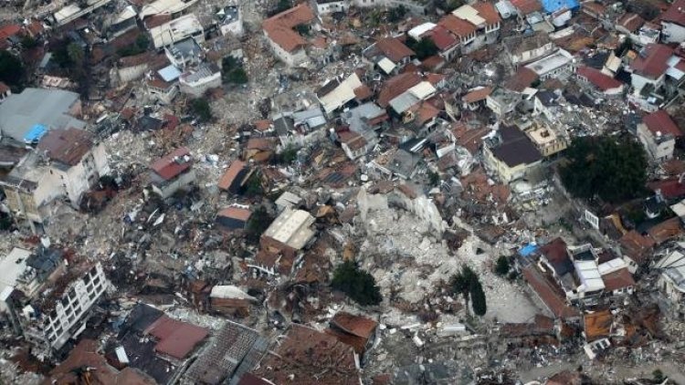The Guardian: Deprem bölgesinde Erdoğan'a destek giderek azalıyor