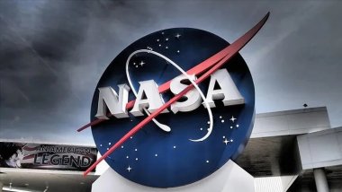 NASA, UFO görüntülerini paylaştı