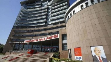 CHP’de MYK toplantısı sona erdi: Tüm MYK üyeleri istifa etti