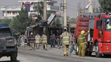 Afganistan'da valiye bombalı araçla saldırı düzenlendi