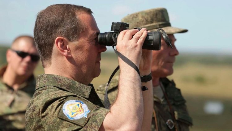 Medvedev: Ukrayna'nın karşı saldırısı başladı