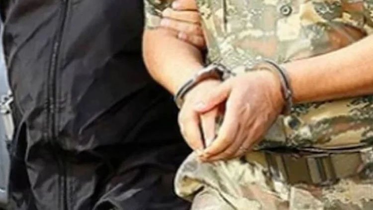 Rüşvet alıp Umre’ye giden jandarma komutanı, para vermeyenleri ‘PKK’li’ ilan etmiş