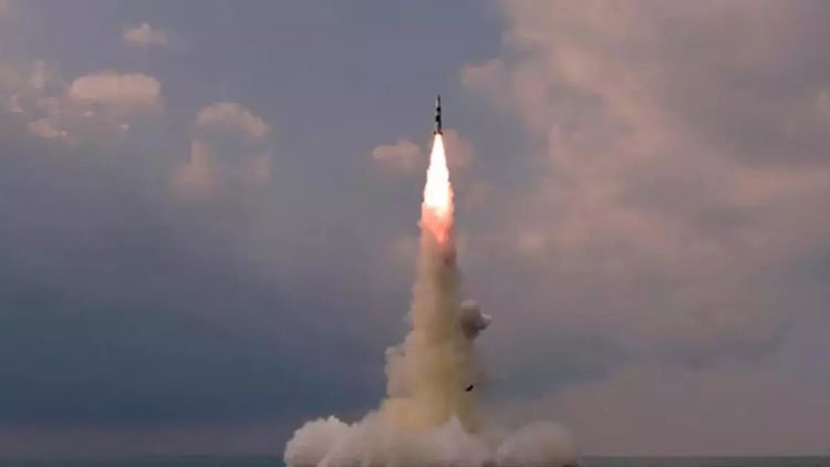 Kuzey Kore, Japon Denizi yönünde balistik füze attı