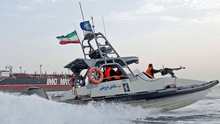 ABD duyurdu: İran Basra Körfezi'nde bir gemiye el koydu
