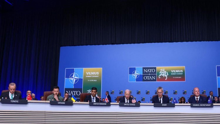 NATO-Ukrayna Konseyi ilk kez toplandı