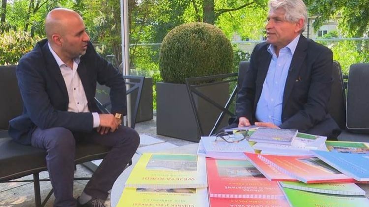 İsviçre: Kürt aktivist, 16 yıldır gönüllü Kürtçe eğitim veriyor