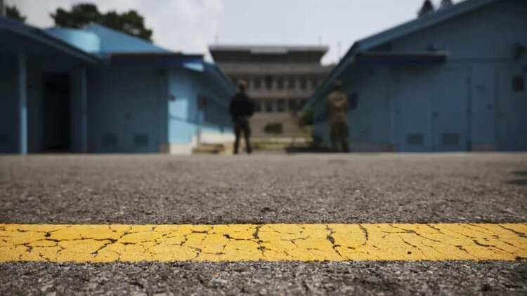 Kuzey Kore'ye izinsiz giren ABD askeri gözaltına alındı