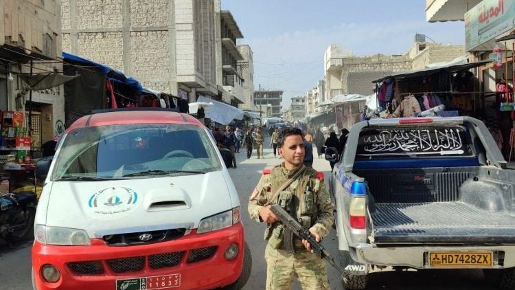 Afrin: Silahlı gruplar 5 Kürt’ü tutukladı 