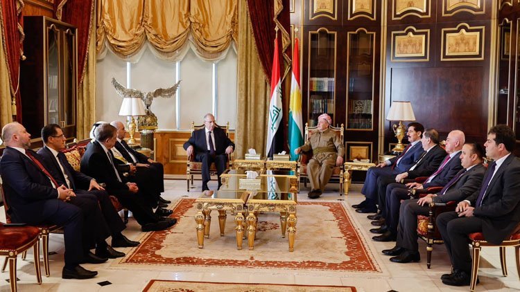 Başkan Barzani Iraklı heyetle görüştü