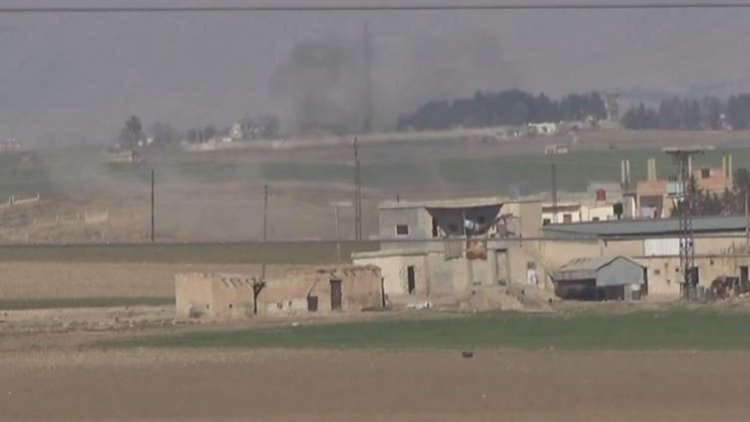 Afrin’in Benê köyüne top atışında çok sayıda Suriye askeri yaralandı