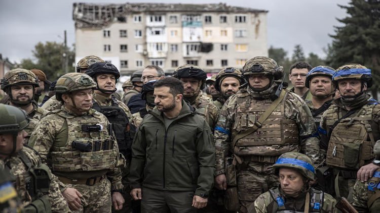 Politico: Rusya Zelenski'yi öldürürse, Ukrayna yönetimi ne yapacak?
