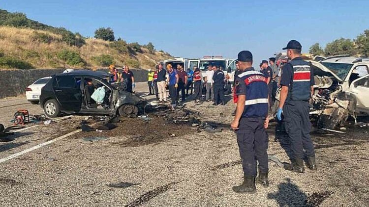 Adıyaman, Maraş ve Elazığ’da trafik kazaları: 5 can kaybı, 10 yaralı