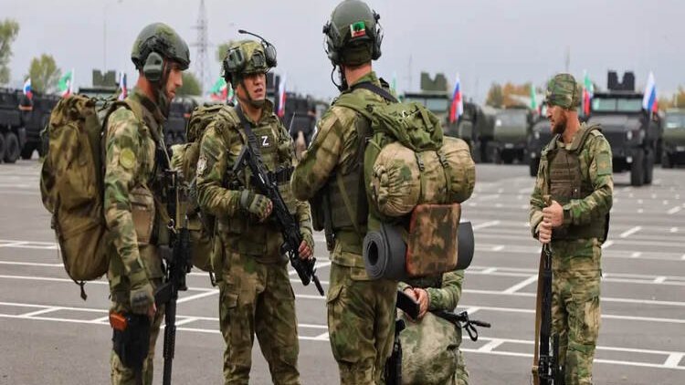 İngiltere'den Rusya iddiası: 'Güneyde yeni bir ordu kuruyorlar'