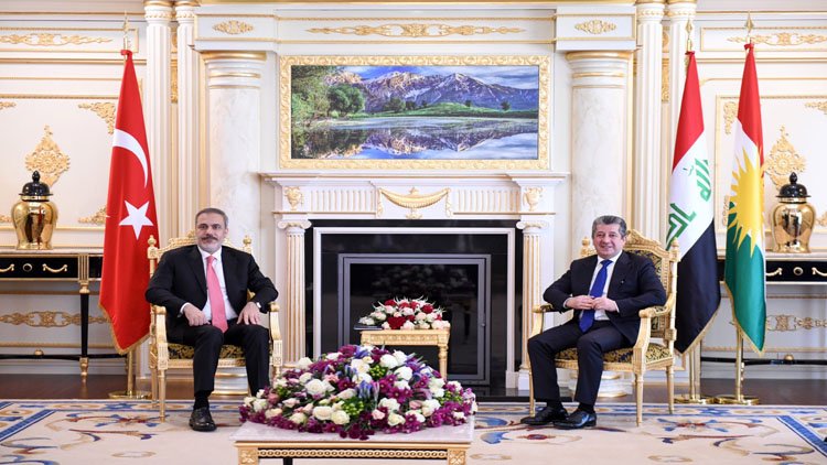 Başbakan Mesrur Barzani, Hakan Fidan ile görüşüyor