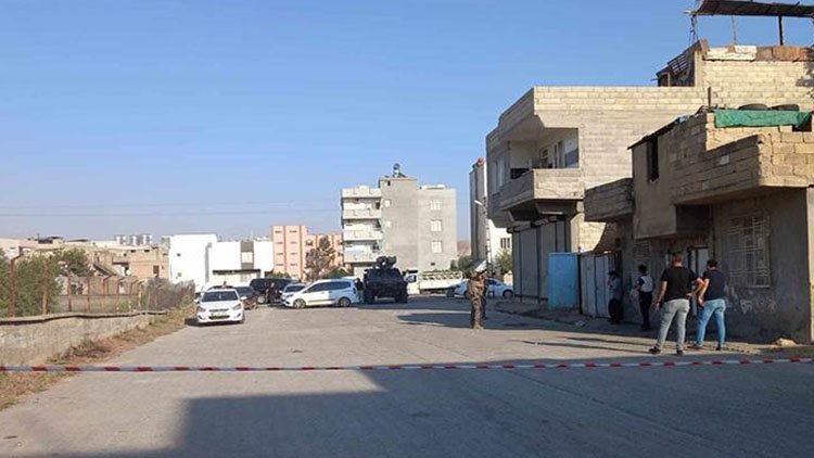 Urfa’da uyuşturucu satıcıları polisle çatıştı