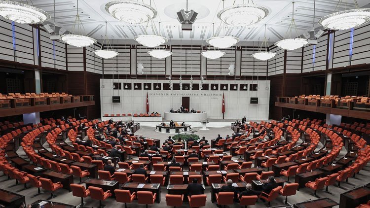 HDP'nin Meclis'te vekili kalmadı