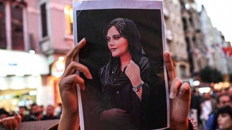 İran: jina Emini'nin ölüm yıl dönümü yaklaşırken baskı artıyor