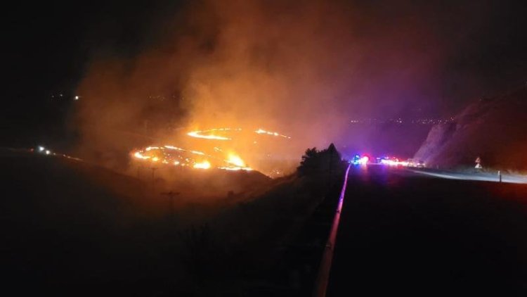 Malatya'da yangın yerleşim yerlerine sıçradı