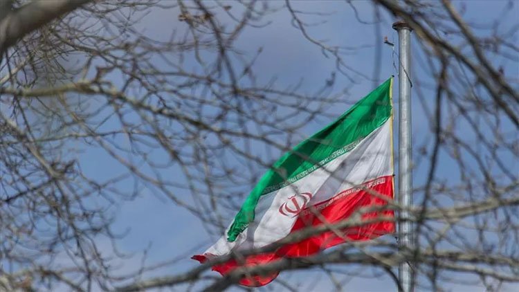Hengaw Raporu: İran’da yılın ilk 6 ayında 41 kadın ve 11 çocuk öldürüldü