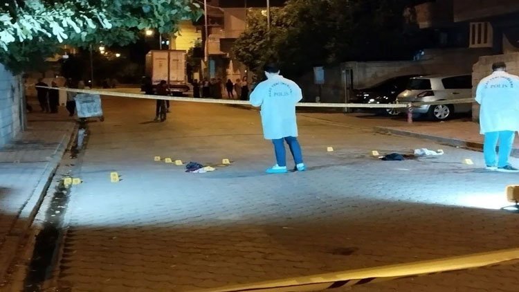 Mardin'de cinayet: Eşini öldürüp, intihara kalkıştı