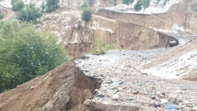 Diyarbakır Kulp'ta okullar sel nedeniyle 3 gün tatil edildi