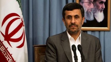 İran Ahmedinejad'ın pasaportuna el koydu