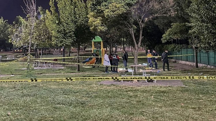 Diyarbakır'da parkta silahlı kavga: Bir ölü