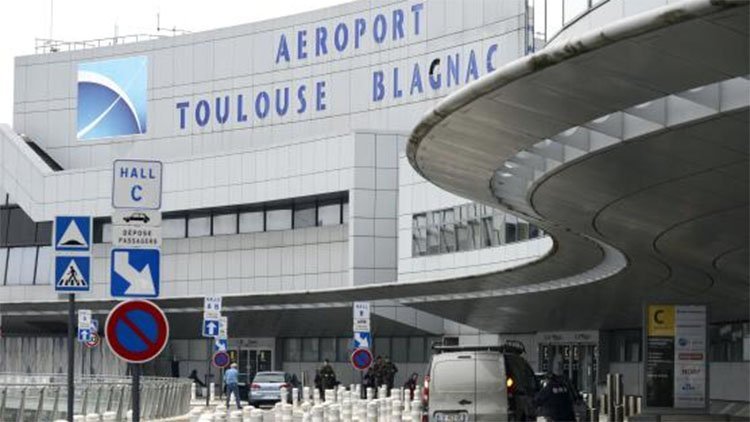 Fransa'da 'terör' alarmı: 6 havaalanı boşaltıldı