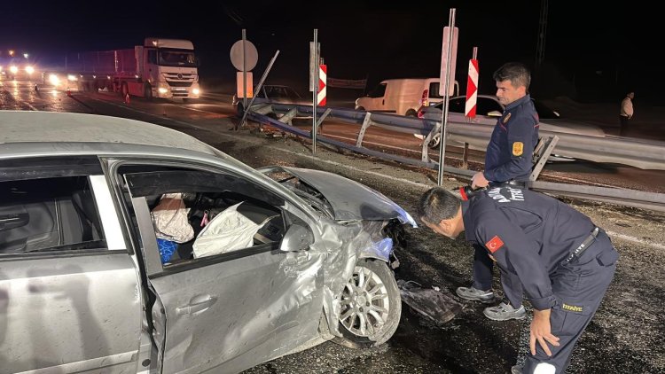 Adıyaman'da 3 aracın çarpıştığı kazada 10 kişi yaralandı