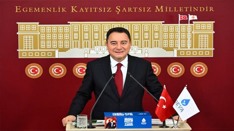 Babacan'dan Kılıçdaroğlu'nun DEVA'lı ilçe başkanlarıyla görüşmesine ilişkin açıklama