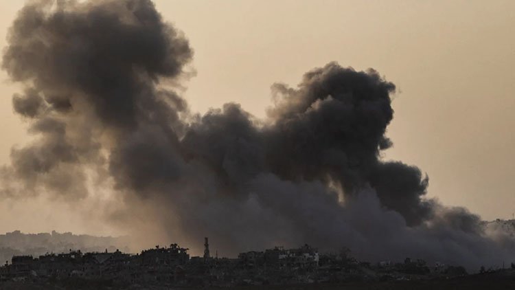 İsrail, Gazze'de BM'ye ait okulu vurdu