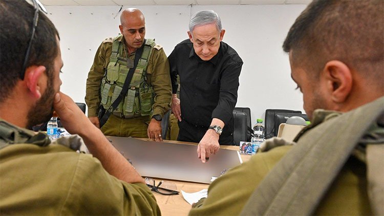 Netanyahu'dan İsrail ordusuna Hizbullah'la ilgili tüm senaryolara hazırlıklı olma çağrısı