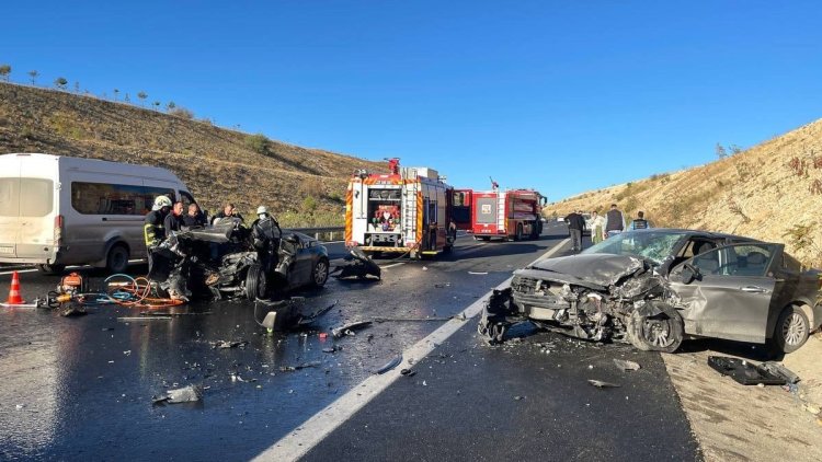 Antep'te zincirleme kaza: Ölü ve yaralı var