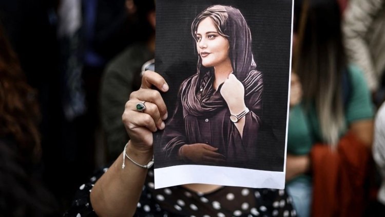 Jina Emini'nin ailesine İran'dan çıkış yasağı