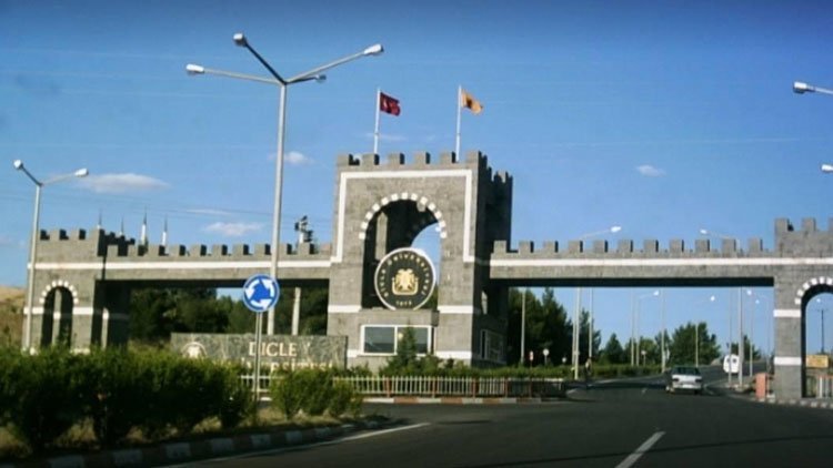 Dicle Üniversitesi’nde 'kadro eksikliği' nedeniyle Kürtçe lisans bölümü açılmıyor