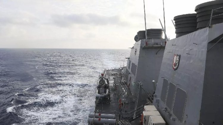 Hindistan, Umman Denizi'ne savaş gemileri konuşlandırdı