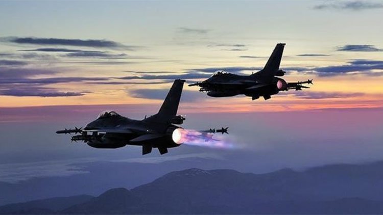 TSK uçaklarından Rojava ve Kürdistan Bölgesi'ne hava harekatı